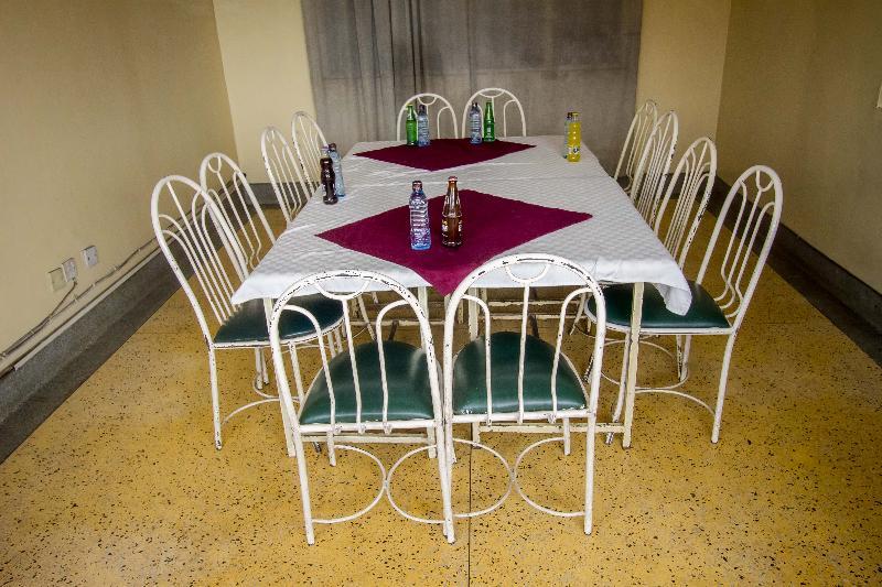 Seldom Hotel Ναϊρόμπι Εξωτερικό φωτογραφία